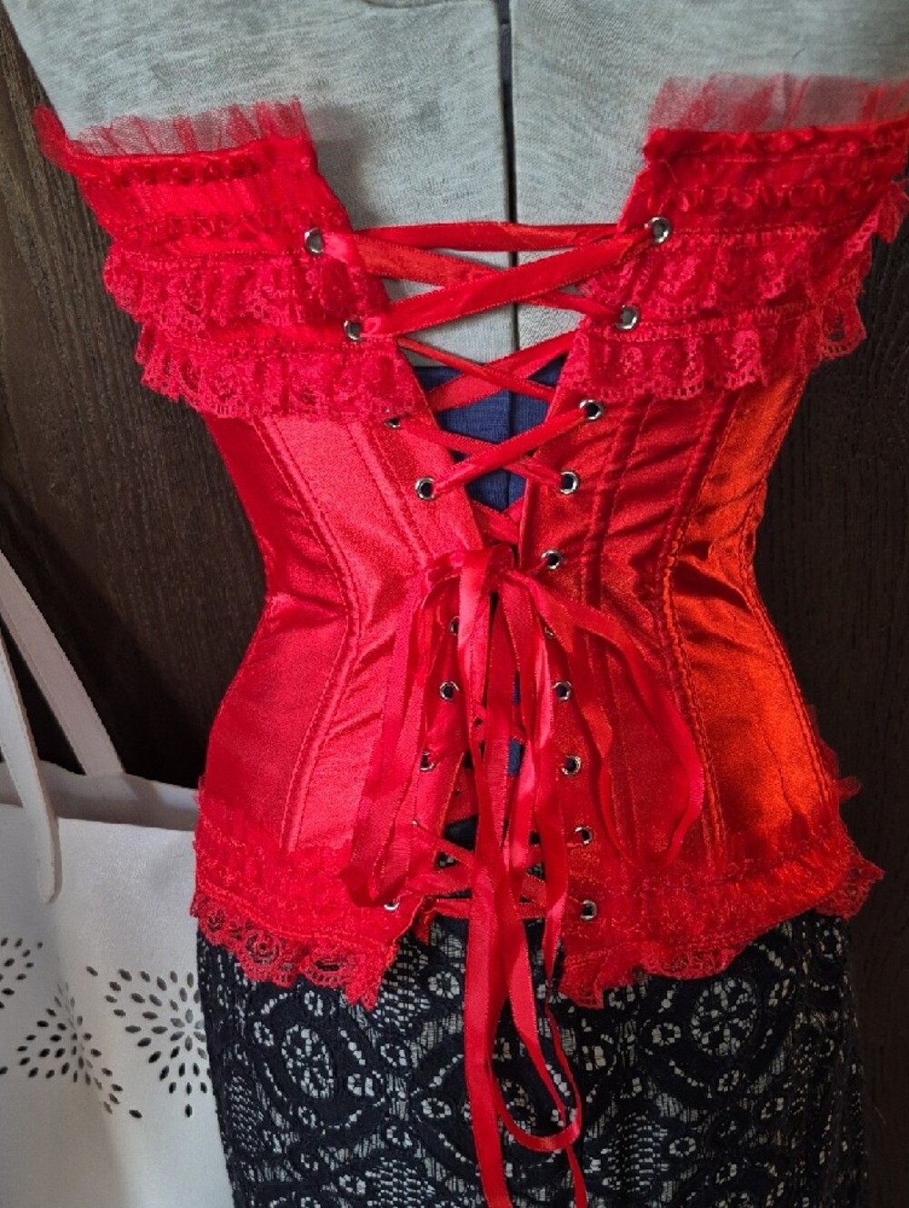 CORSET CLOSEOUT ALL $10 NWOT Red Satin Lace Corset Top with Bow Accents - Picture 6 of 10